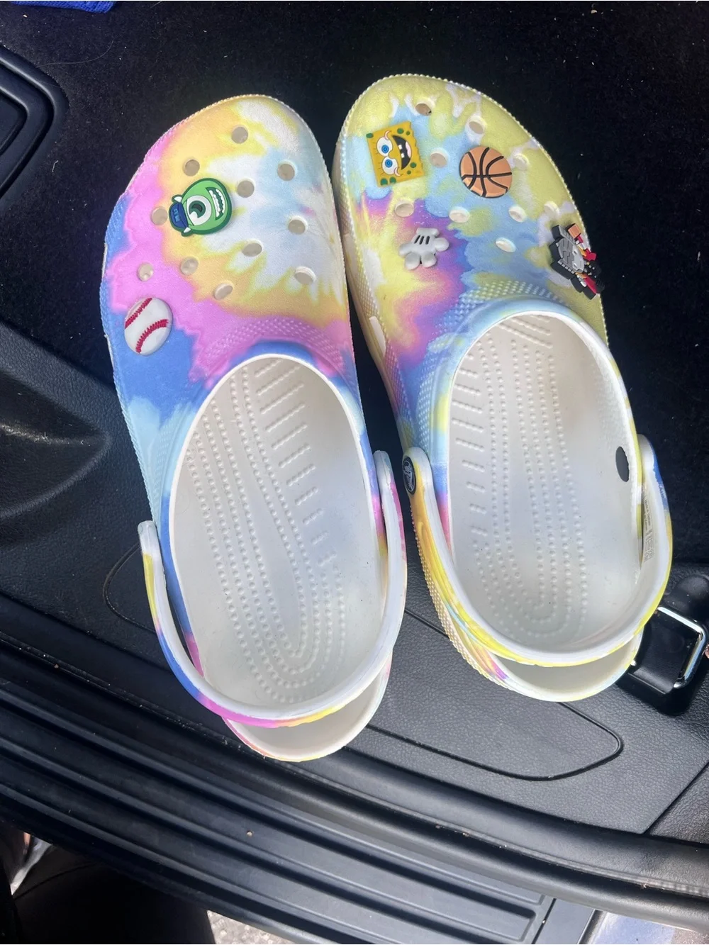 CROCS colorful tie